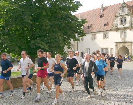 Laufspass im alten Zisterzienser Kloster Schntal bei Heilbronn